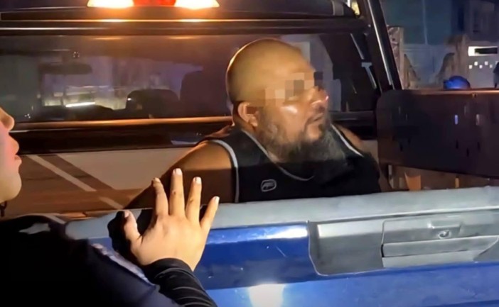 Detienen a presunto violador de una menor en Cancún; vecinos intentaron lincharlo
