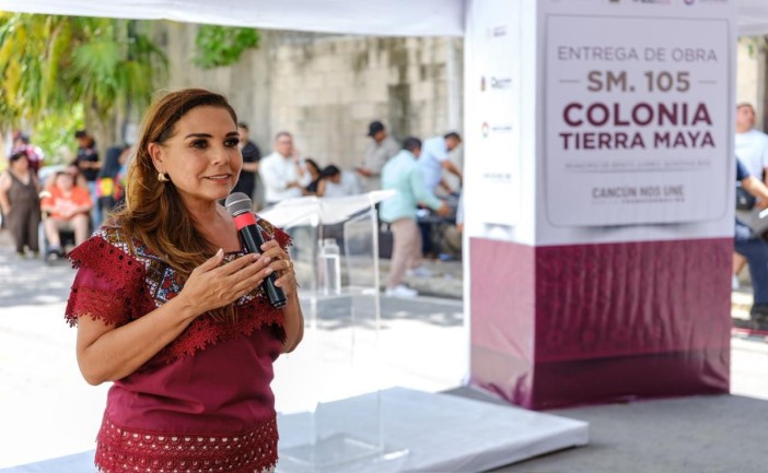 La gobernadora Mara Lezama y la presidenta municipal Ana Paty Peralta inauguraron obras de rehabilitación vial e infraestructura pluvial en la Supermanzana 105 de Cancún, beneficiando a más de 27 mil habitantes de la colonia Tierra Maya.