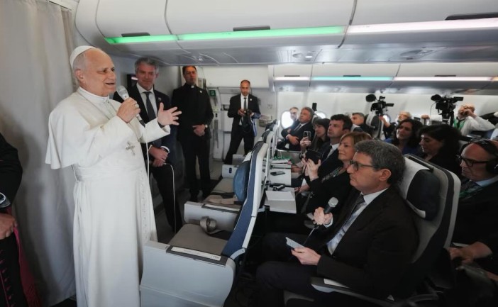 Papa León XIV deja en claro la postura de la Iglesia sobre bendiciones a parejas homosexuales