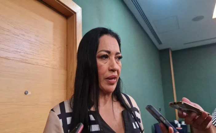  El arribo de mexicanos repatriados desde Estados Unidos comienza a encender alertas en Quintana Roo. Organizaciones civiles reportan que muchas personas llegan sin documentos, dinero ni redes de apoyo para rehacer su vida.
