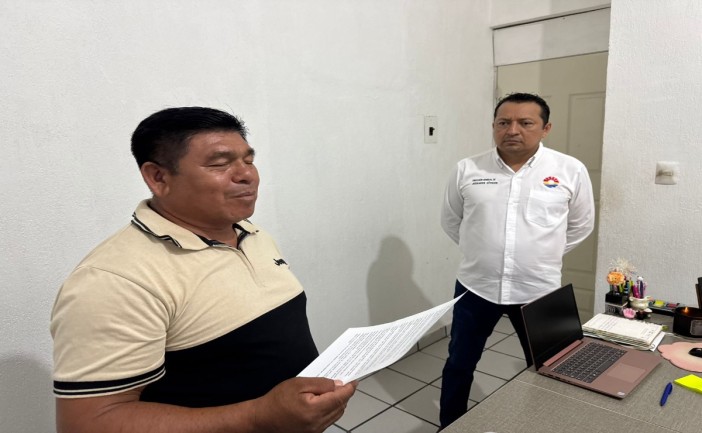 Un ciudadano ofreció una disculpa pública en los Juzgados Cívicos Conciliadores de Cancún luego de haber realizado acusaciones falsas en redes sociales contra dos personas relacionadas con un conflicto por la compra-venta de un vehículo. Autoridades señalaron que el caso se resolvió mediante conciliación para evitar que escalara a un proceso legal mayor.