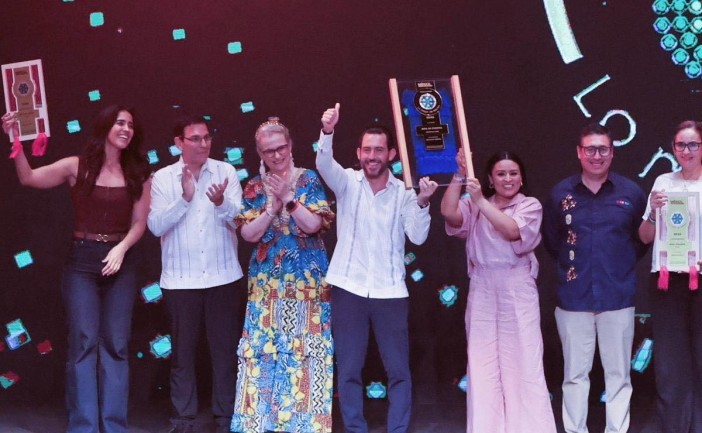 Premios “Lo Mejor de México”: Ruta de los Cenotes de Puerto Morelos es galardonado como la Mejor Ruta Turística