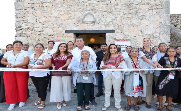 Artesanos de 16 comunidades participan en nueva tienda “Maya Há” en Bacalar