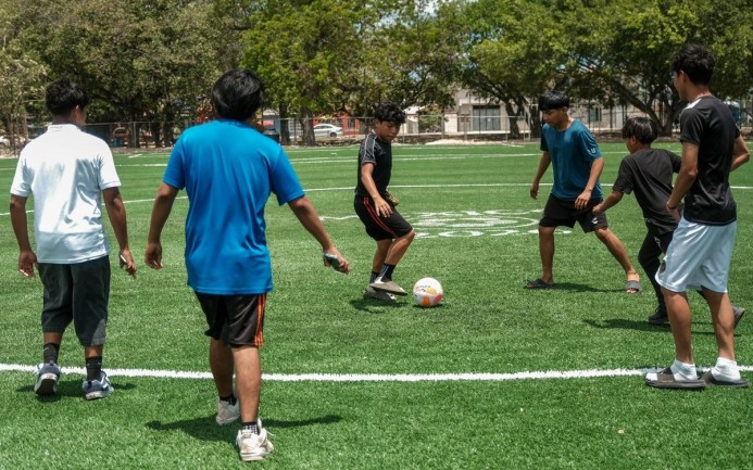 Avanza remodelación de cancha Las Ranitas, en la Supermanzana 228 de Cancún