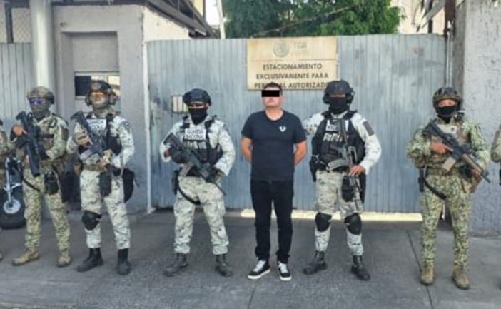 Detienen al "Güero Conta", van tres capos en un día