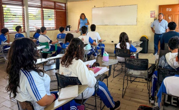 Las clases en la escuela secundaria “Adolfo López Mateos” transcurren con normalidad tras reporte de presunta amenaza por ataque armado.