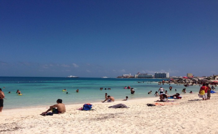 Cancún arderá este jueves 30 de abril: calor extremo, sensación de 37°C y radiación peligrosa