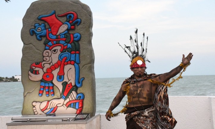 En el marco del 128 aniversario de Chetumal, autoridades y académicos impulsaron una nueva ruta turística que busca reconectar a la ciudadanía y visitantes con la cosmovisión maya a través de una experiencia inmersiva en el Muelle Fiscal.