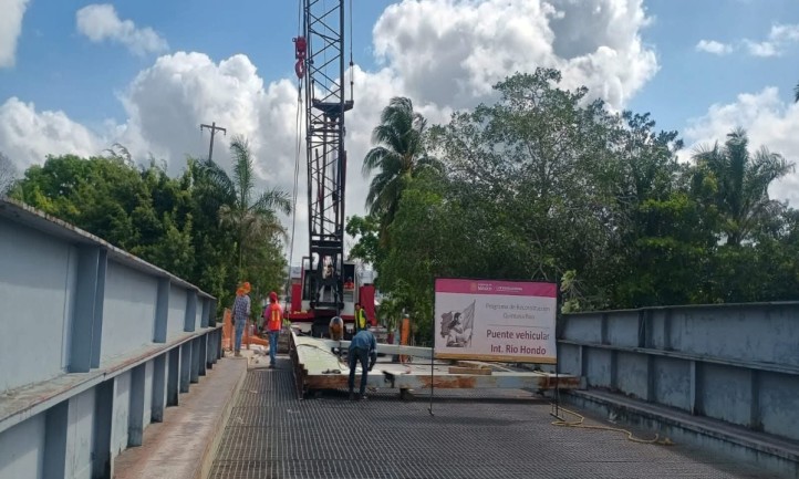 Autoridades federales anunciaron el cierre total del Puente Internacional Río Hondo, en Subteniente López, debido a trabajos de reconstrucción. El cruce hacia Belice será desviado al puente alterno Chactemal hasta finales de agosto de 2026.