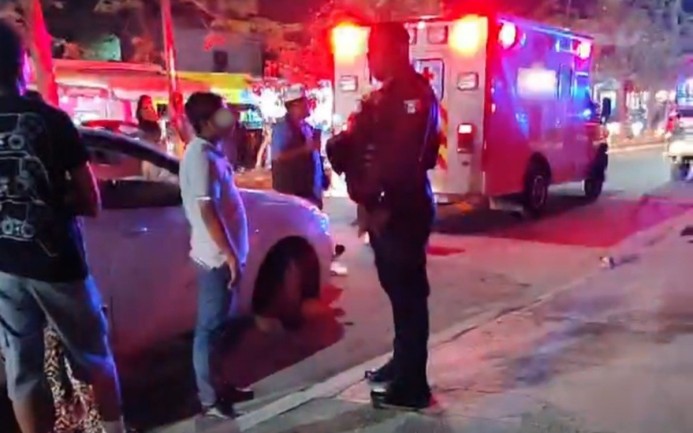 Atropellan a adulta mayor y sus dos nietos en la avenida Rancho Viejo de Isla Mujeres