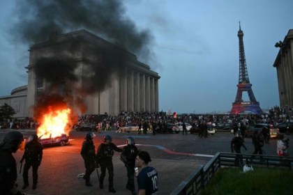 Festejos del PSG en Francia dejan un muerto y 283 heridos