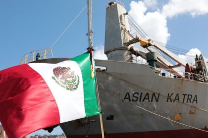 Llega nuevo cargamento de ayuda humanitaria a Cuba desde México