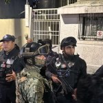 Del ruso al cubano: Cancunenses se unen para reclamar abusos de migrantes
