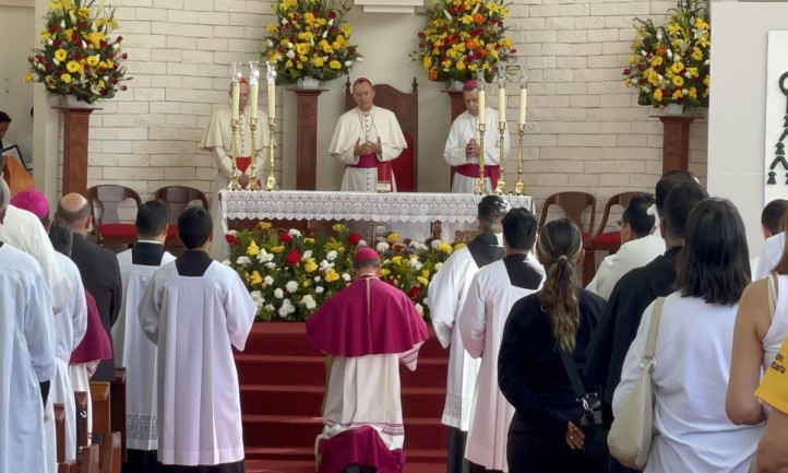 Obispos de la Península de Yucatán y Tabasco sostendrán una reunión regional el próximo 12 de mayo en Cancún, donde analizarán temas relacionados con seguridad, fortalecimiento pastoral y participación ciudadana dentro de la Iglesia católica. El encuentro también servirá para coordinar acciones conjuntas entre las diócesis del sureste mexicano.