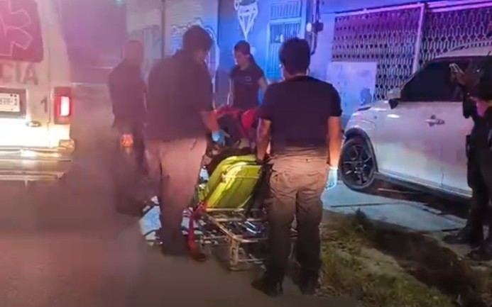 Arrollan y abandonan a mujer en la Diagonal Tulum de Cancún