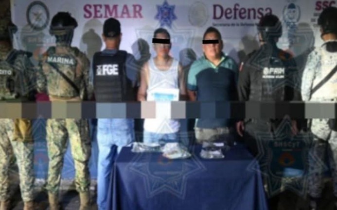 Policía Cancún captura a dos presuntos narcomenudistas en la Supermanzana 68