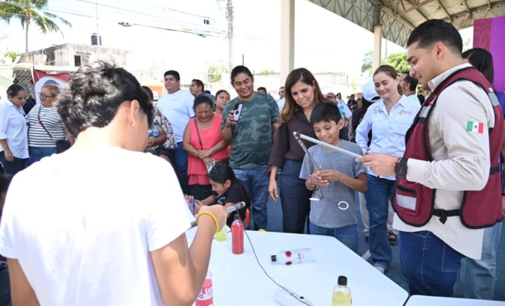 Verónica Lezama se suma junto al DIF a la Estrategia Nacional para el Fortalecimiento de las Familias en Playa del Carmen