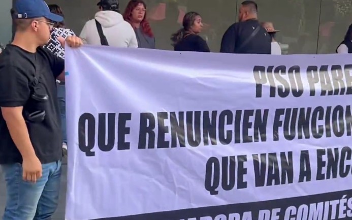 Protestas y tensiones internas enmarcan el Consejo Nacional de Morena en la Ciudad de México