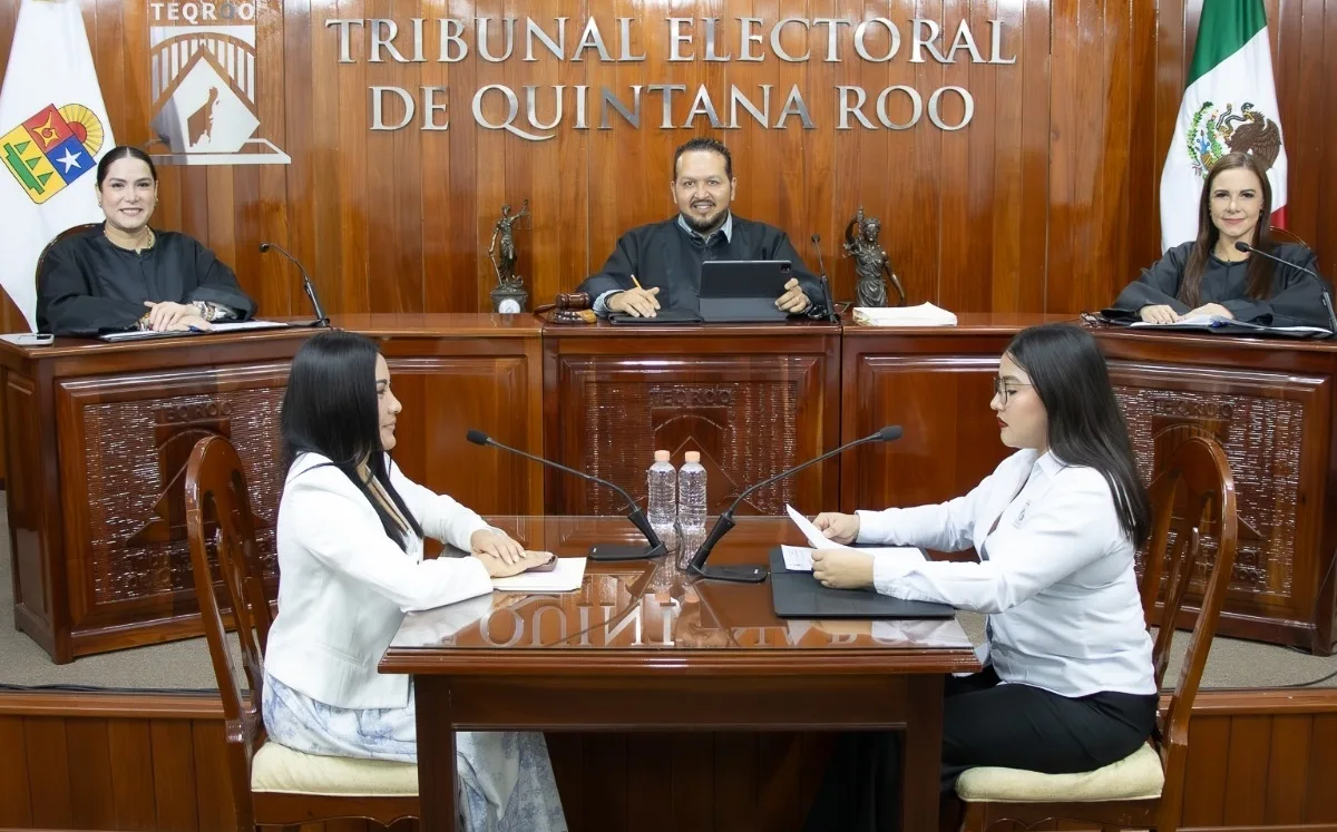 El senador Eugenio Segura fue deslindado de las bardas promocionales por resolución del Teqroo