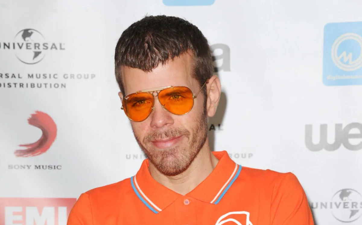 Perez Hilton permanece grave; necesitará cirugía tras crisis en Miami